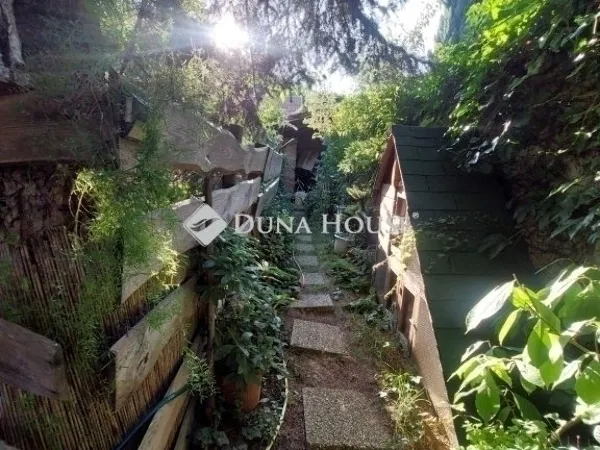 Eladó lakás Budapest II. kerület, Széphalom 37 nm