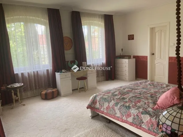 Eladó ház Vác 460 nm