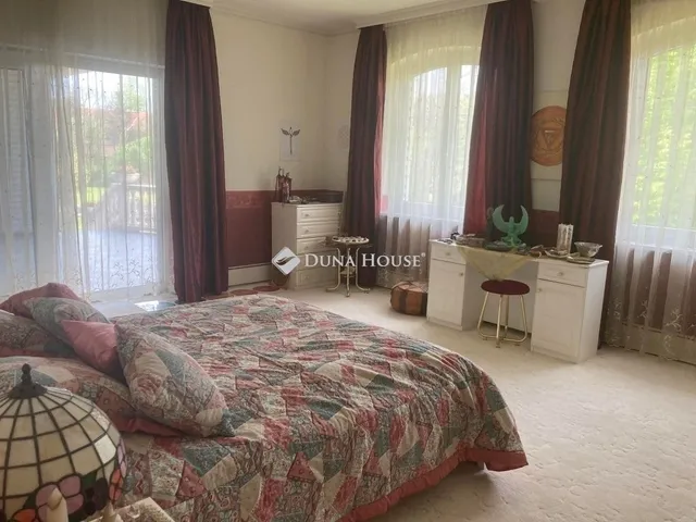 Eladó ház Vác 460 nm