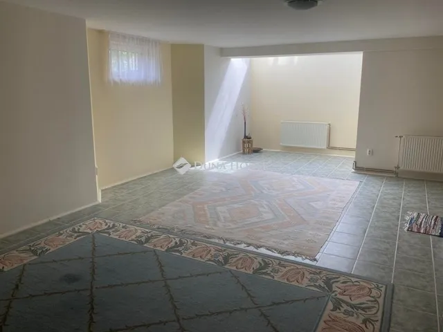 Eladó ház Vác 460 nm