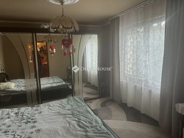 Eladó ház Érd 255 nm