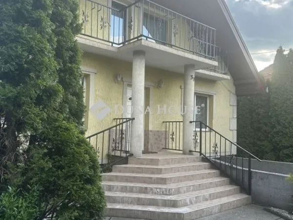 Eladó ház Érd 255 nm