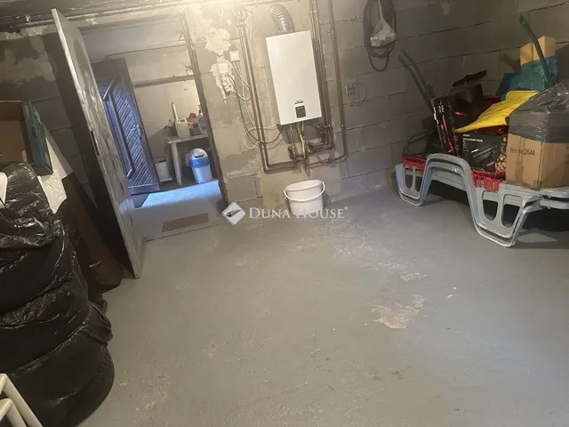 Eladó ház Érd 255 nm