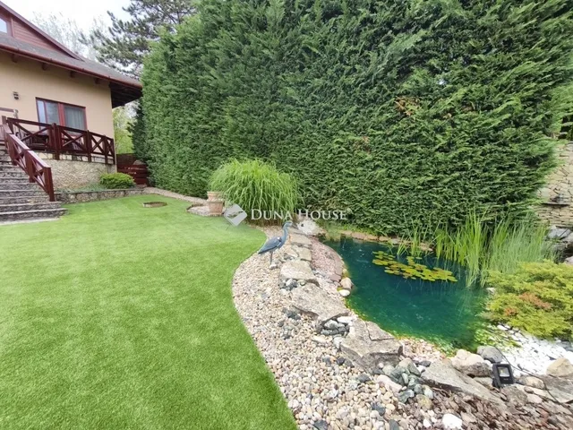 Eladó ház Pilisszentiván 275 nm