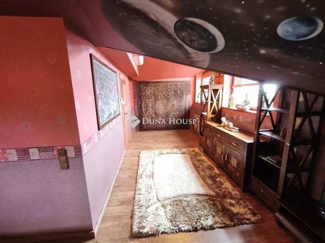 Eladó ház Pilisszentiván 275 nm