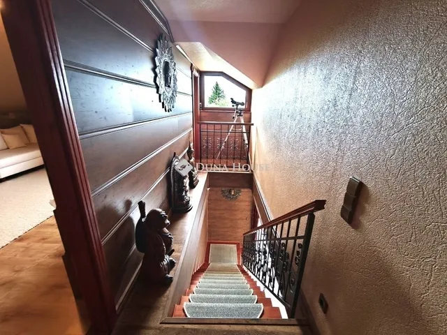 Eladó ház Pilisszentiván 275 nm