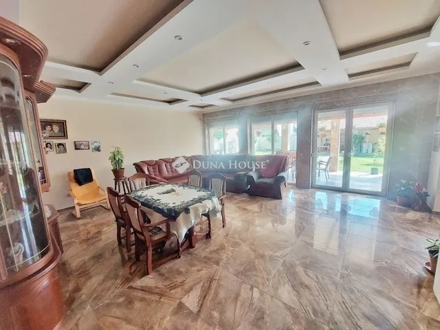 Eladó ház Dunakeszi 150 nm