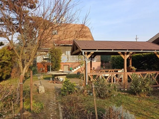 Eladó ház Tárnok 190 nm