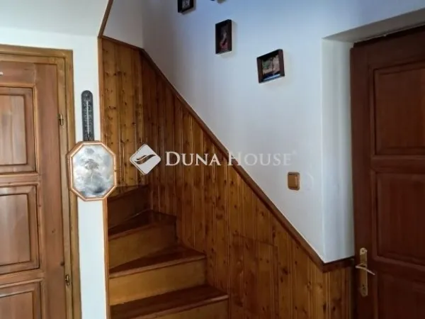 Eladó ház Tárnok 190 nm