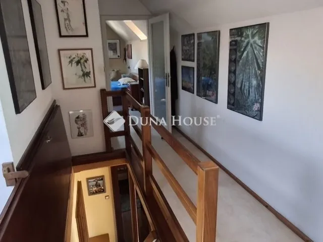 Eladó ház Kisoroszi 191 nm