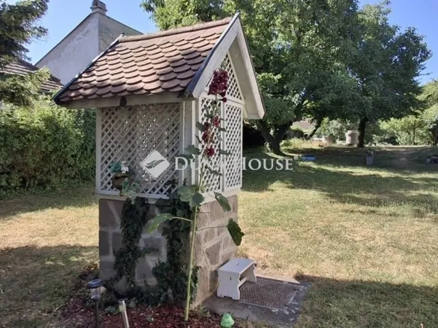 Eladó ház Kisoroszi 191 nm