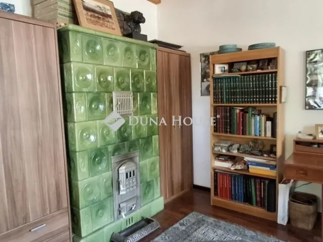 Eladó ház Kisoroszi 191 nm