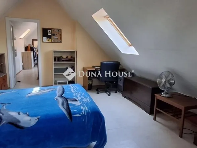 Eladó ház Kisoroszi 191 nm