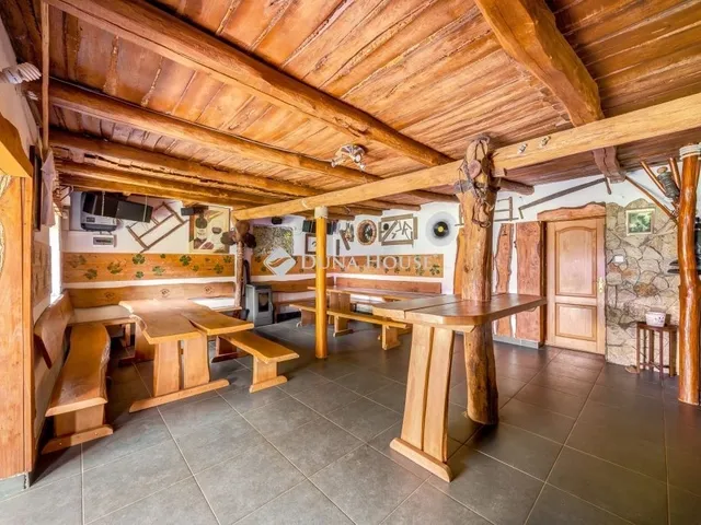 Eladó mezőgazdasági ingatlan Pusztavacs 275 nm