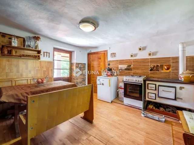 Eladó mezőgazdasági ingatlan Pusztavacs 275 nm