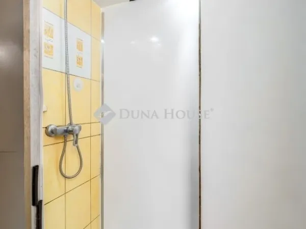 Eladó mezőgazdasági ingatlan Pusztavacs 275 nm