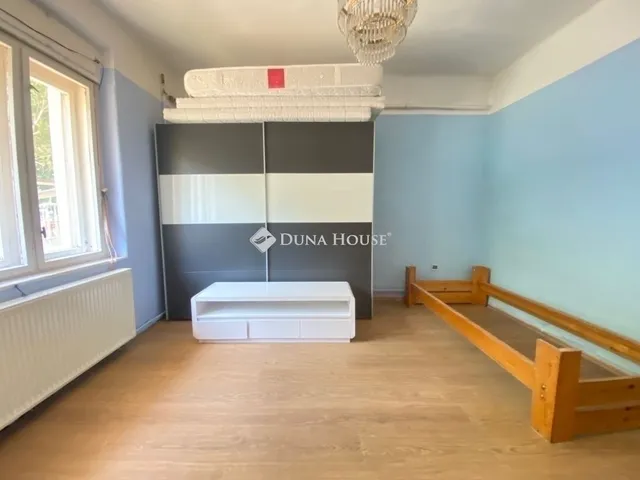 Eladó ház Budapest XVIII. kerület 200 nm