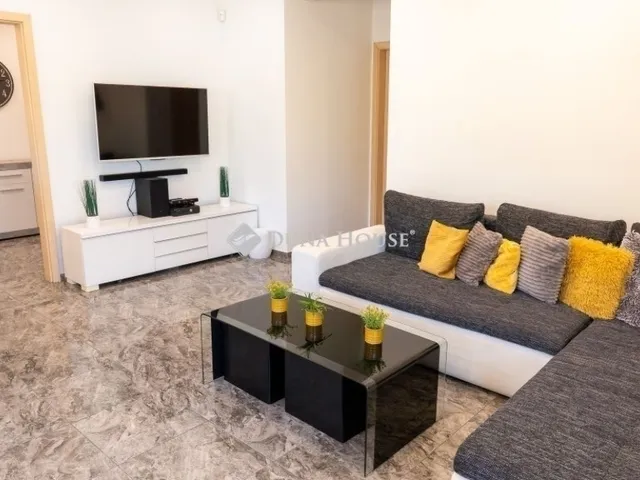 Eladó ház Budapest XVIII. kerület 148 nm