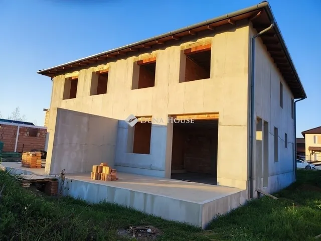 Eladó ház Vecsés 147 nm