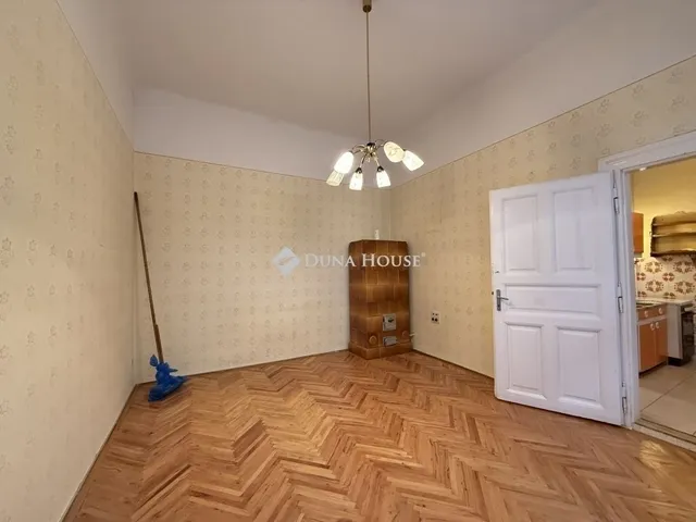 Eladó lakás Budapest VI. kerület 51 nm