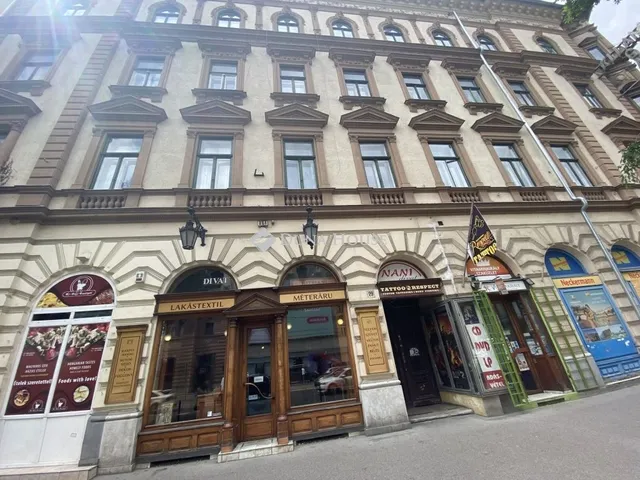 Eladó kereskedelmi és ipari ingatlan Budapest V. kerület, Belváros 112 nm
