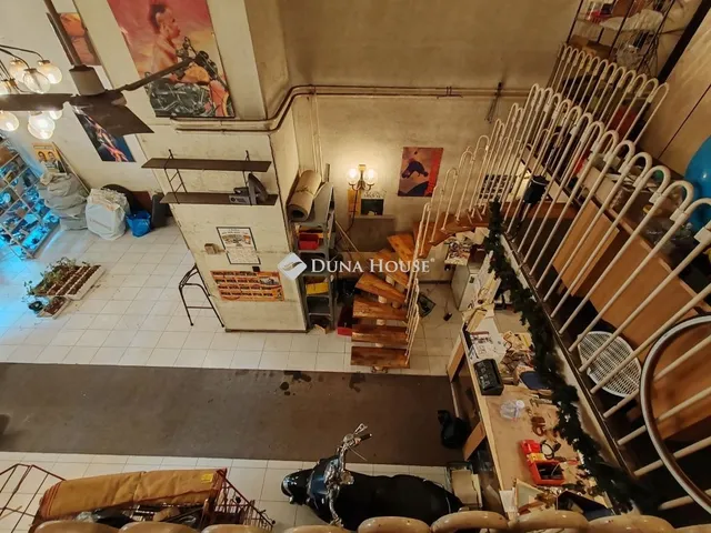 Eladó kereskedelmi és ipari ingatlan Budapest VI. kerület, Nagykörúton kívüli terület 105 nm