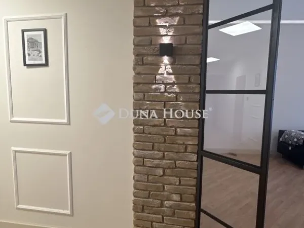 Eladó lakás Budapest VI. kerület, Nagykörúton kívüli terület 113 nm