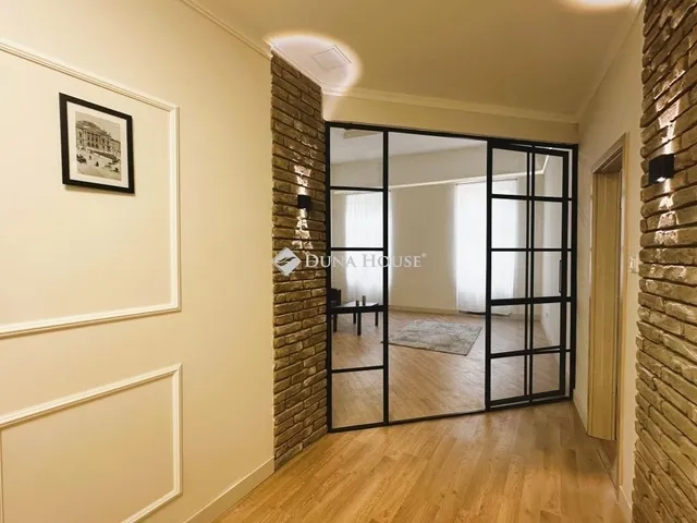 Eladó lakás Budapest VI. kerület, Nagykörúton kívüli terület 113 nm