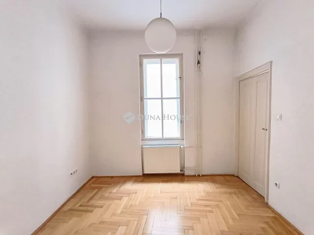 Eladó lakás Budapest VIII. kerület 85 nm