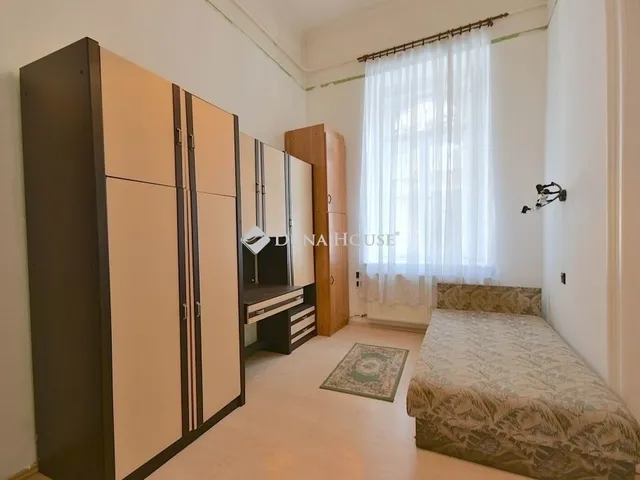 Eladó lakás Budapest VIII. kerület 76 nm