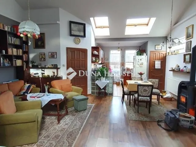 Eladó ház Budapest XV. kerület 170 nm