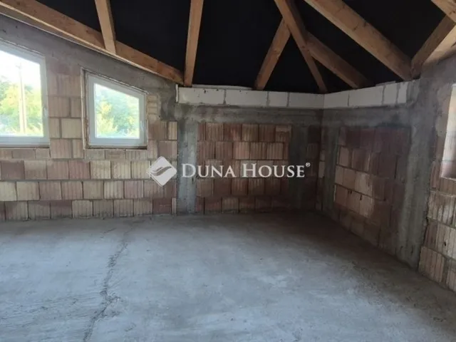 Eladó ház Monor 267 nm