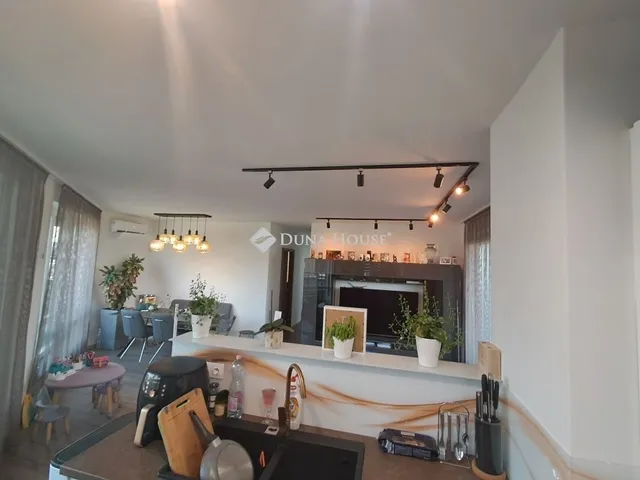Eladó lakás Budapest XXI. kerület 97 nm