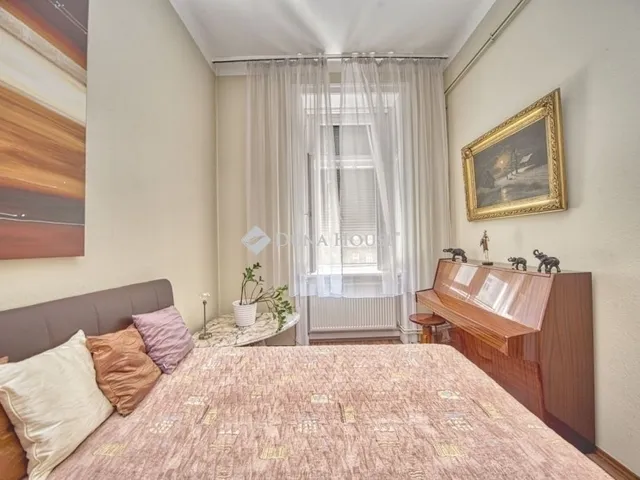 Eladó lakás Budapest VIII. kerület 107 nm