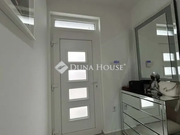 Eladó ház Vecsés 120 nm