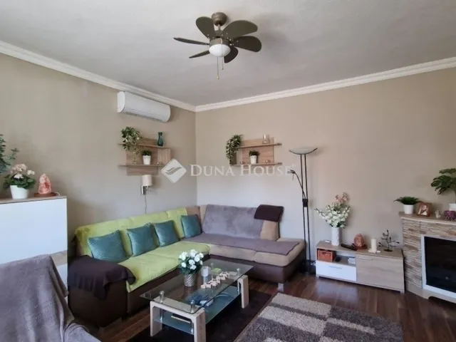 Eladó ház Budapest XVI. kerület 132 nm