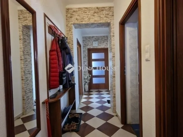 Eladó ház Budapest XVI. kerület 132 nm