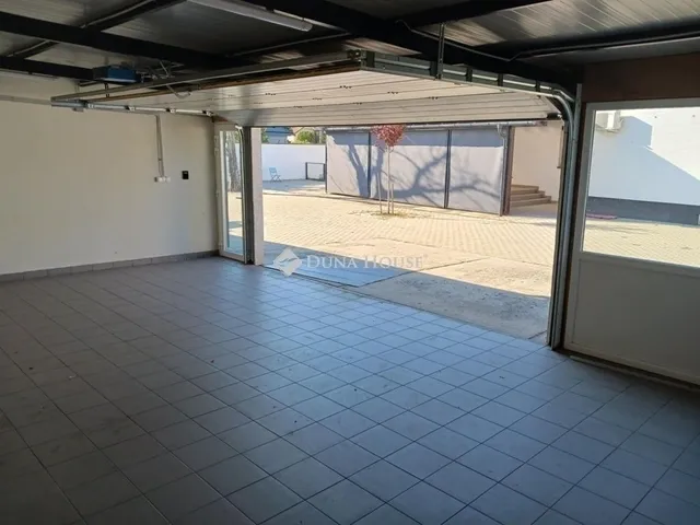 Eladó ház Budapest XVII. kerület 150 nm