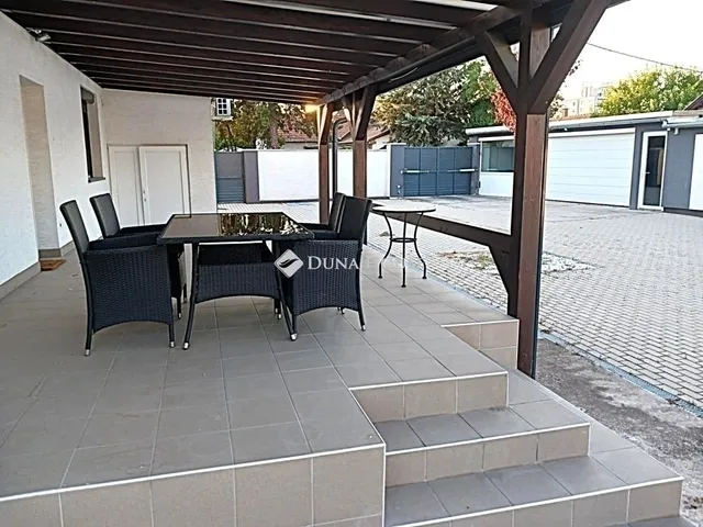 Eladó ház Budapest XVII. kerület 150 nm