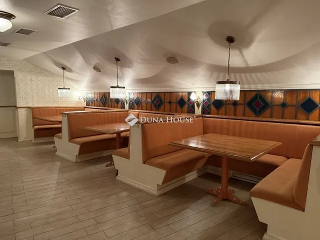 Eladó kereskedelmi és ipari ingatlan Budapest XVII. kerület 528 nm