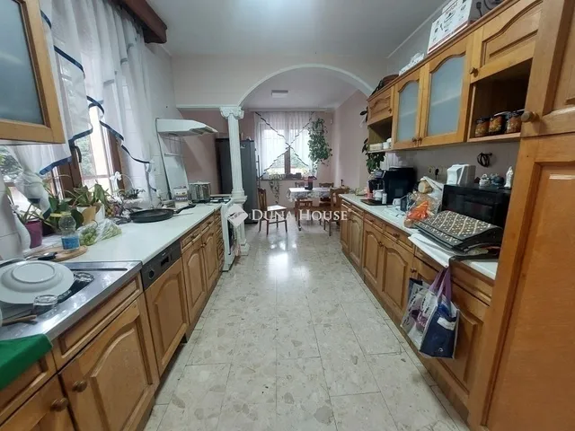 Eladó ház Budapest XX. kerület 480 nm