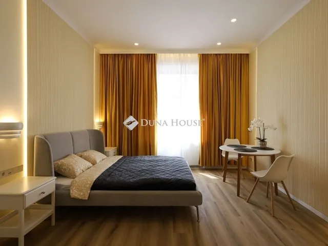 Eladó lakás Budapest VIII. kerület 99 nm