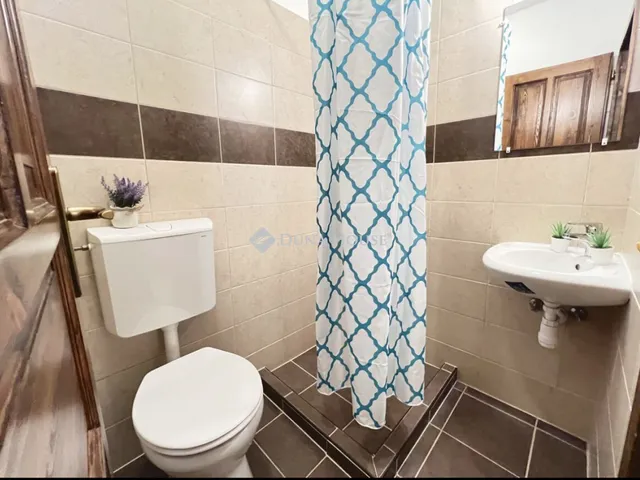 Eladó lakás Budapest VIII. kerület 156 nm