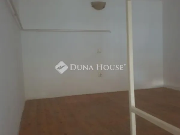 Eladó lakás Budapest VIII. kerület 24 nm