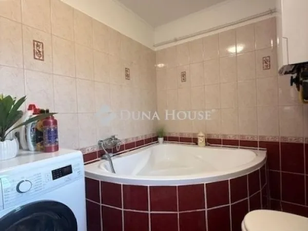 Eladó ház Vecsés 98 nm