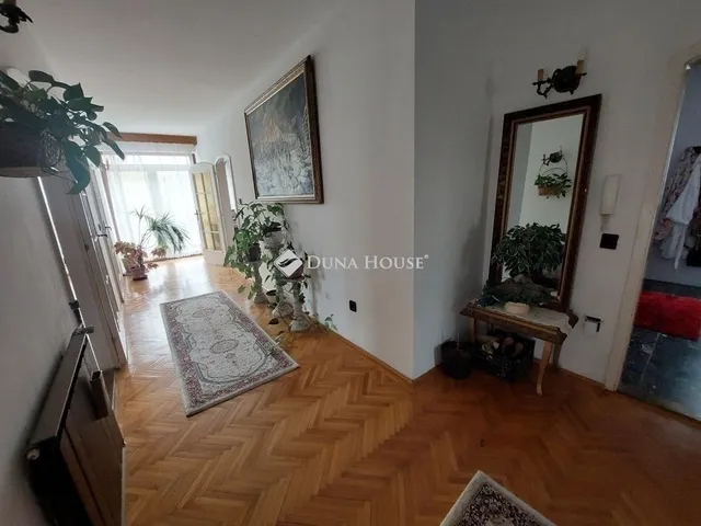 Eladó ház Budapest XX. kerület 480 nm