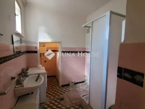 Eladó ház Vecsés 75 nm