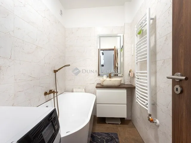 Eladó lakás Budapest XXI. kerület 97 nm