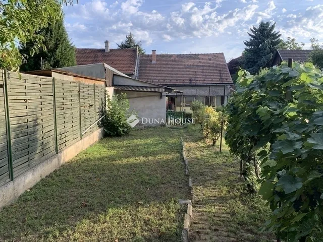 Eladó ház Budapest XVIII. kerület 87 nm
