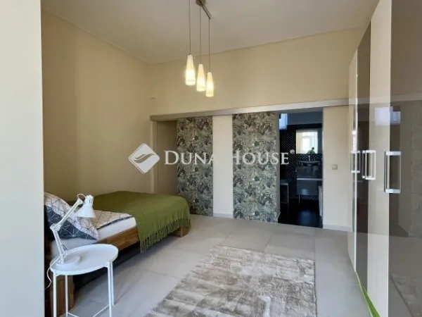 Eladó lakás Budapest VI. kerület 85 nm